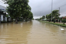 Thời tiết ngày 29/10: Mưa lớn kéo dài từ TP Huế đến Quảng Ngãi, nguy cơ cao lũ quét và sạt lở đất