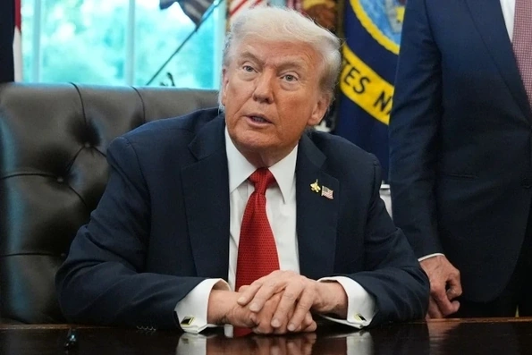Ông Trump hủy kế hoạch gặp Chủ tịch Tập Cận Bình, đe dọa áp thuế mạnh với Bắc Kinh