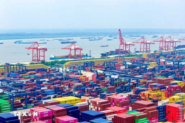 Trung Quốc áp “phí cảng đặc biệt” với tàu Mỹ từ ngày 14/10