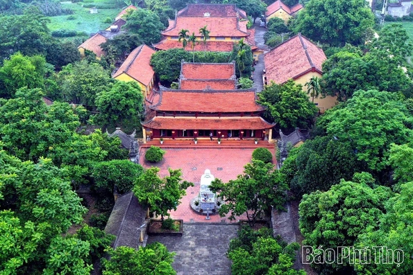 Chùa cổ hơn 300 năm tuổi đang lưu giữ nhiều hiện vật quý