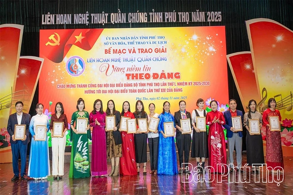 70 tiết mục xuất sắc được trao giải tại Liên hoan Nghệ thuật quần chúng