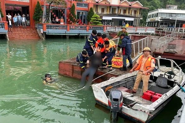 Tìm thấy thi thể nạn nhân bị đuối nước tại lòng hồ Hòa Bình
