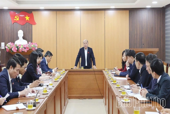 Thảo luận sôi nổi đối với nhiều nội dung trình tại Kỳ họp thứ Hai