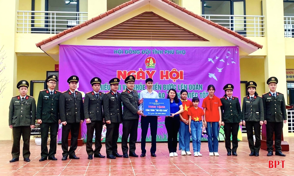 Ngày hội thiếu nhi vui khỏe - Tiến bước lên Đoàn