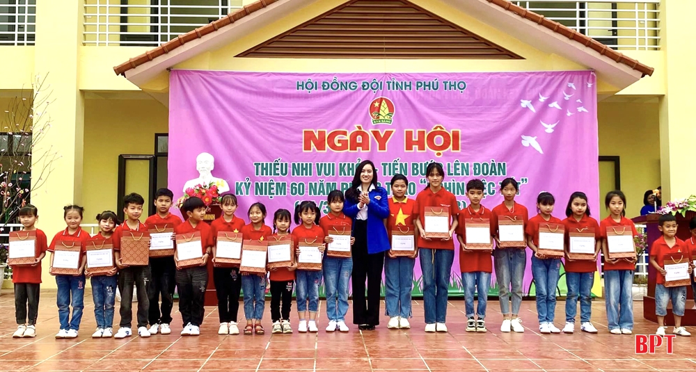 Ngày hội thiếu nhi vui khỏe - Tiến bước lên Đoàn