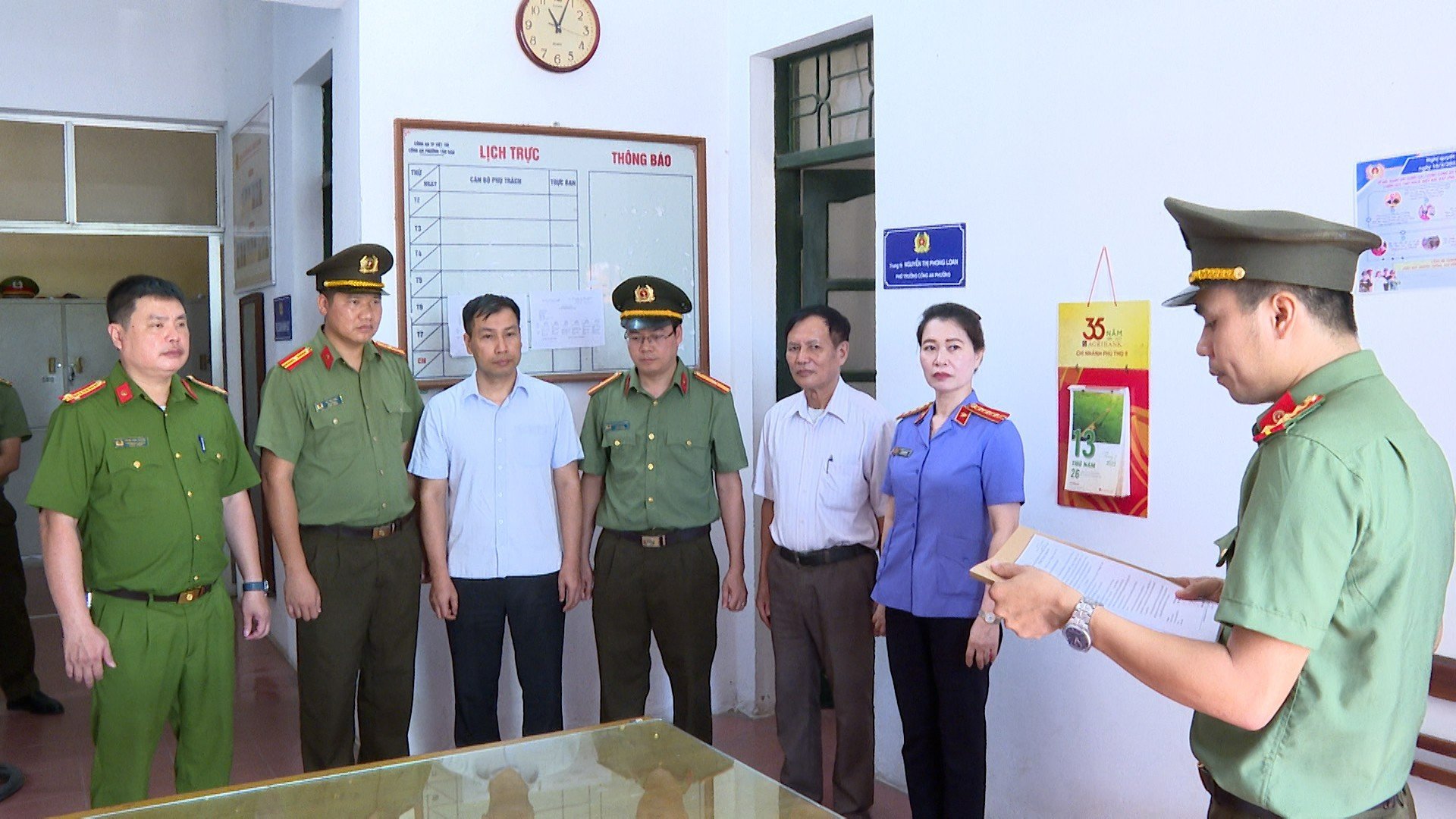 Kỳ 3: “Lửa thử vàng” bản lĩnh, đạo đức người cán bộ