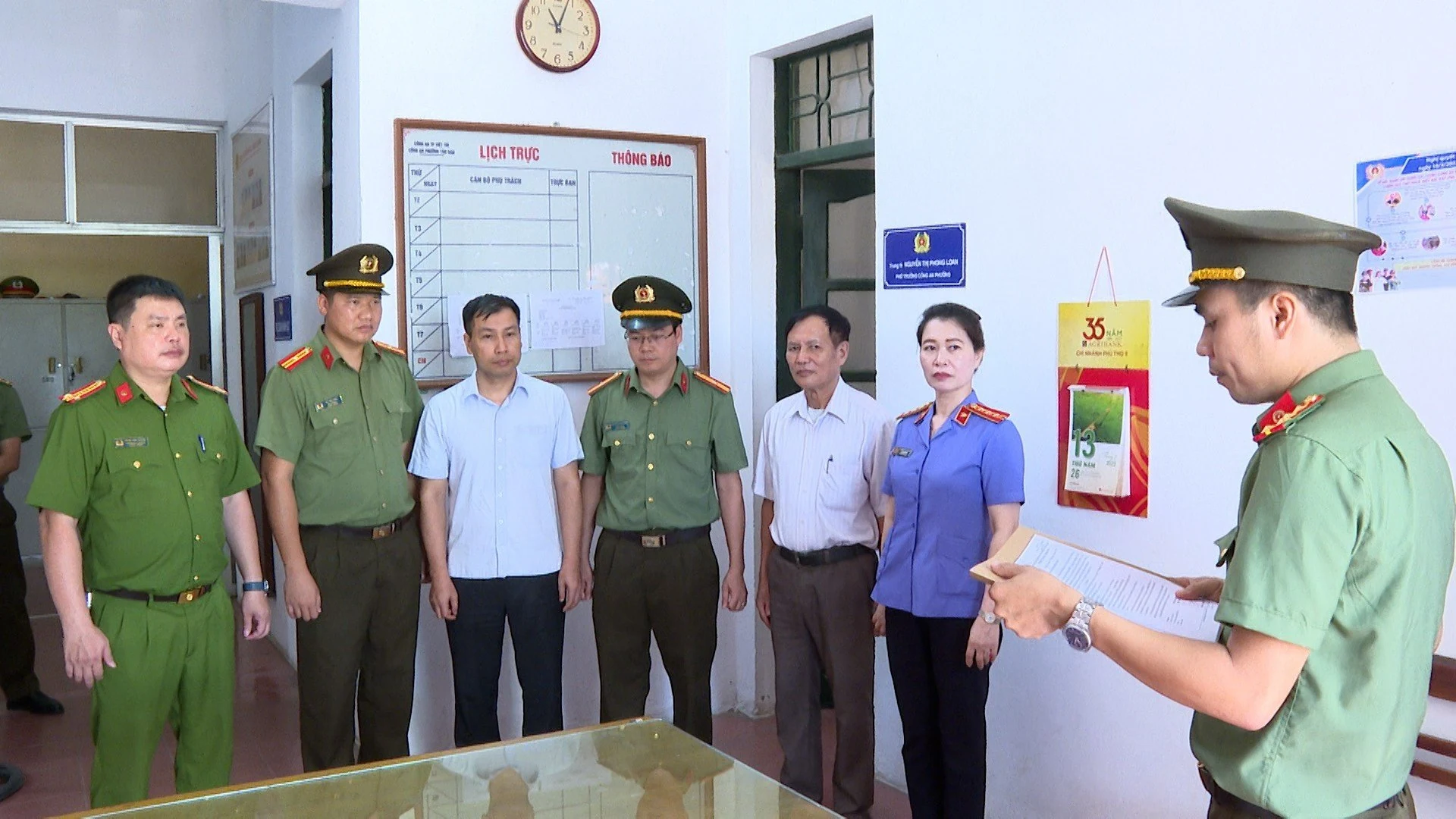 Kỳ 3: “Lửa thử vàng” bản lĩnh, đạo đức người cán bộ