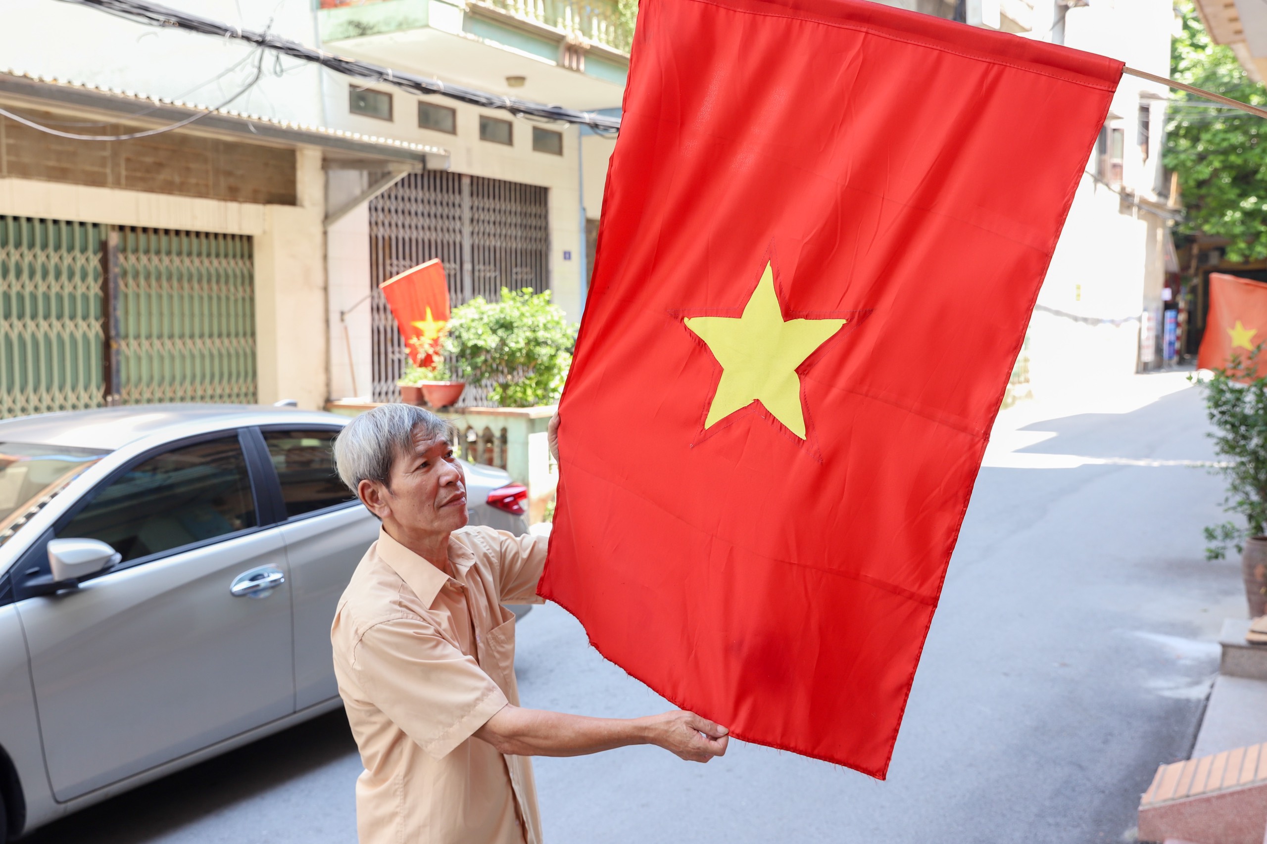 Brilliant flying flags to celebrate National Independence Day
