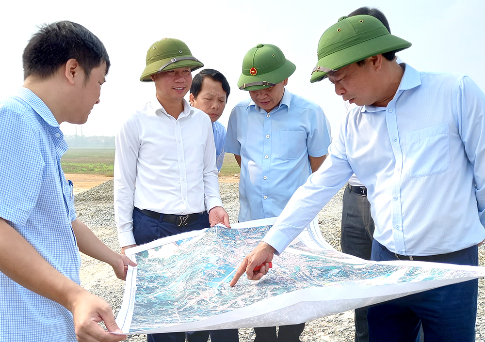 Đột phá tạo đà phát triển