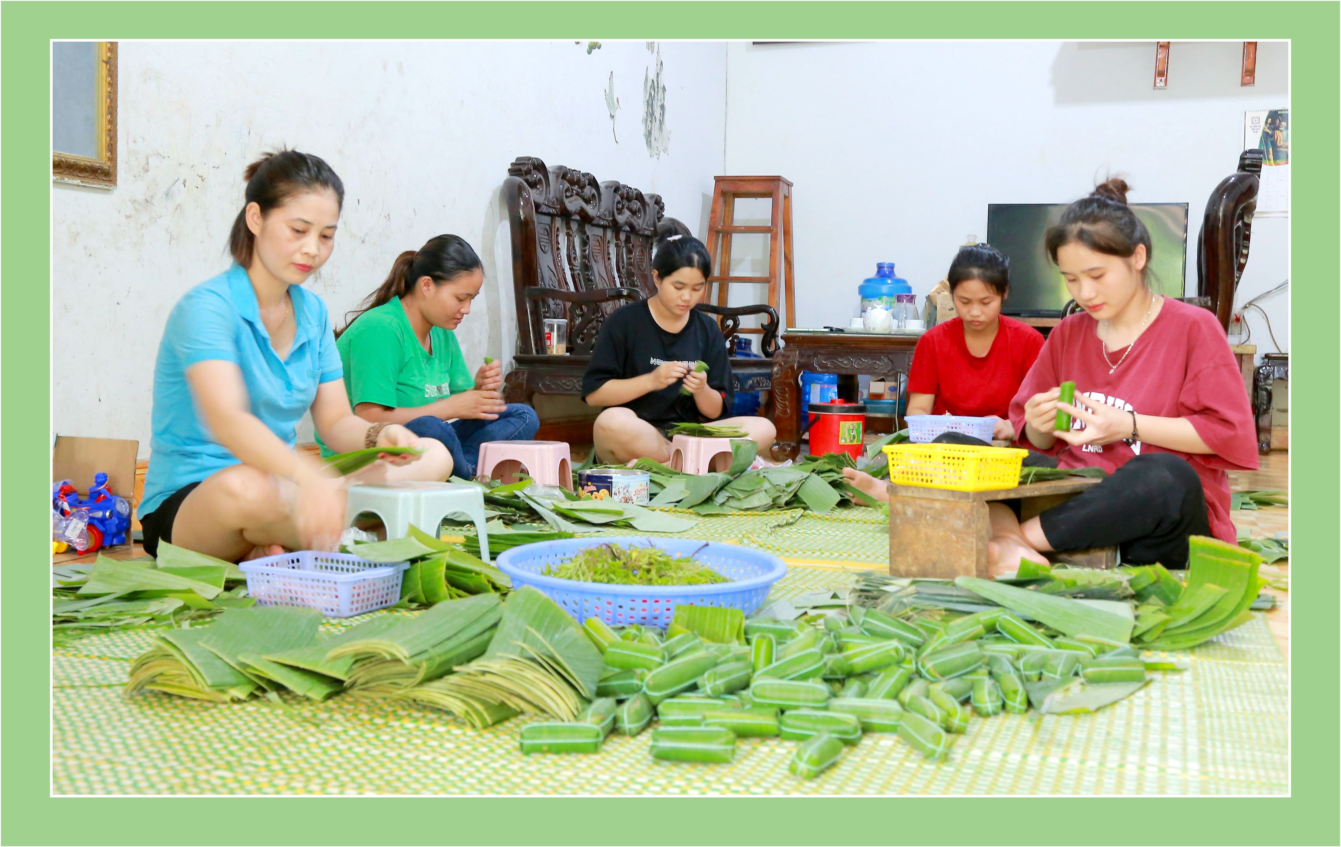 Nem chua Phượng Vỹ