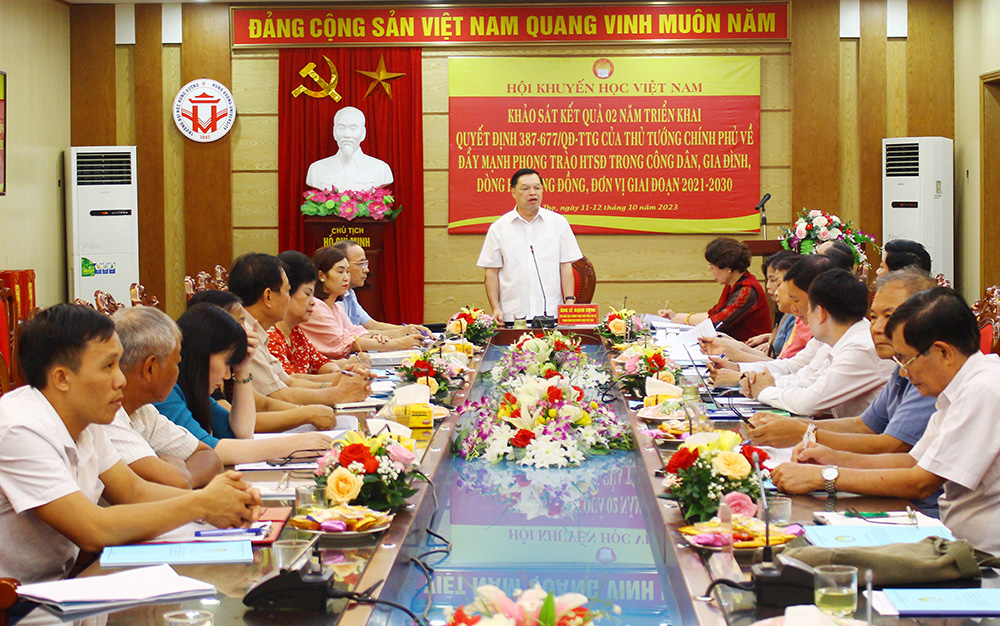 Đẩy mạnh phong trào học tập suốt đời