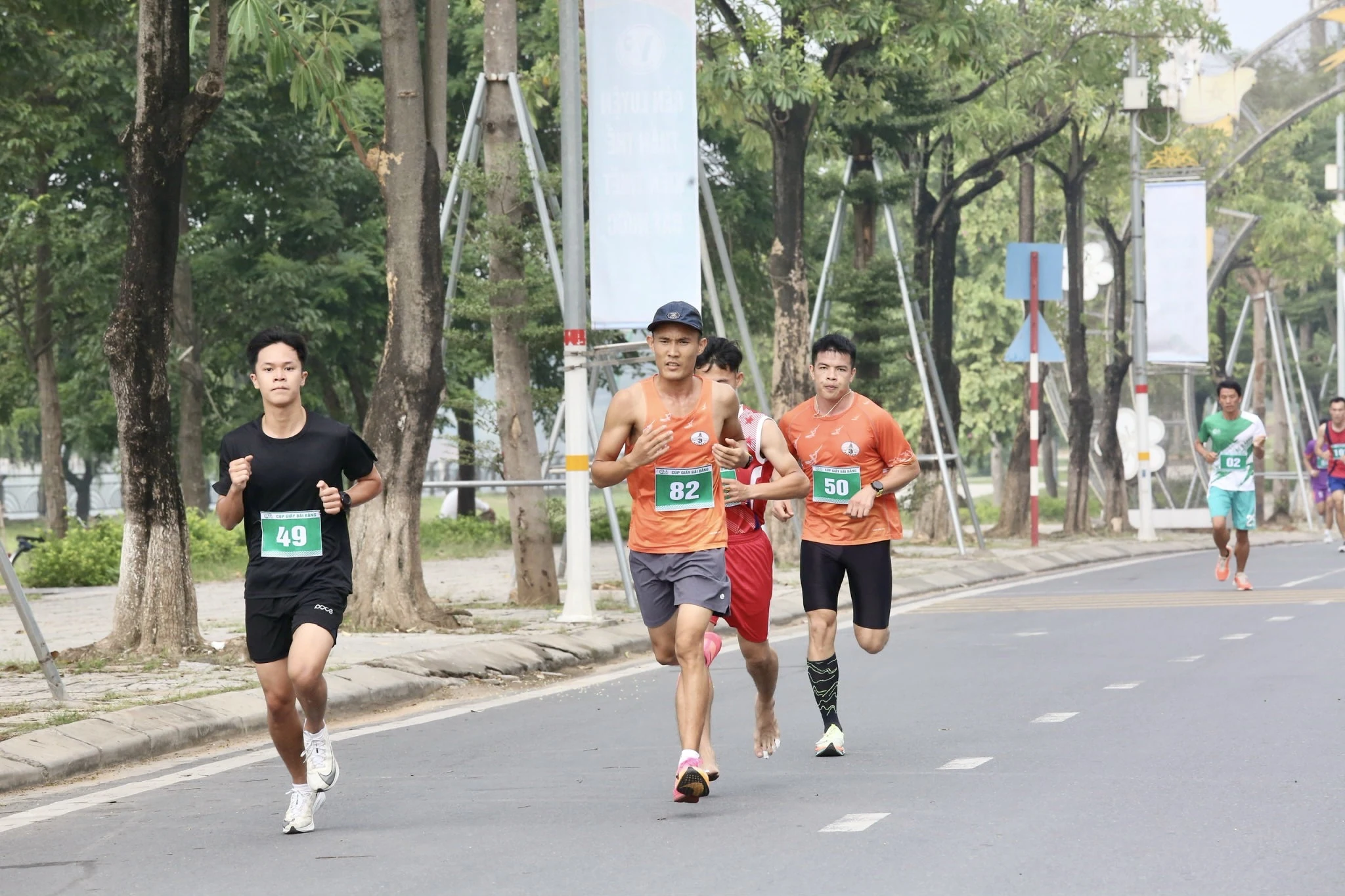 Sôi nổi Giải Việt dã “Cúp Giấy Bãi Bằng” năm 2023