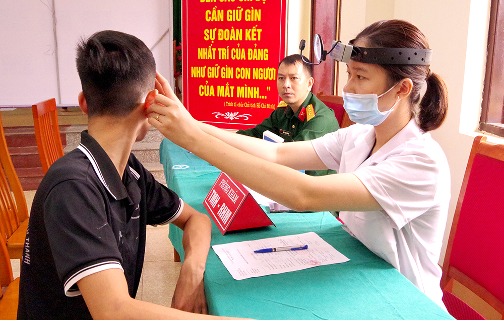 Thanh Ba: Hoàn thành khám tuyển nghĩa vụ quân sự năm 2024