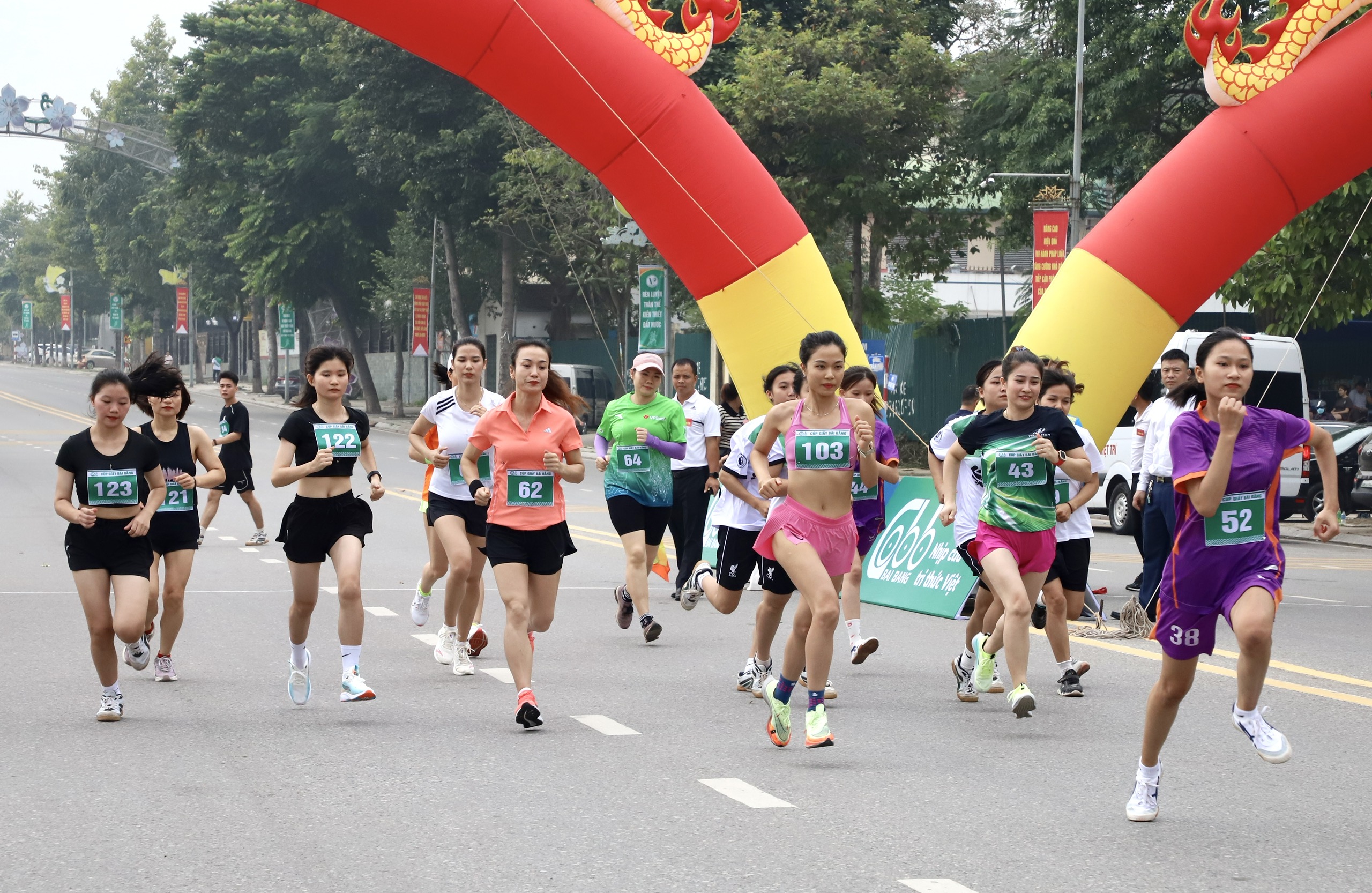Exciting Bai Bang Paper Cup Cross Country Tournament 2023