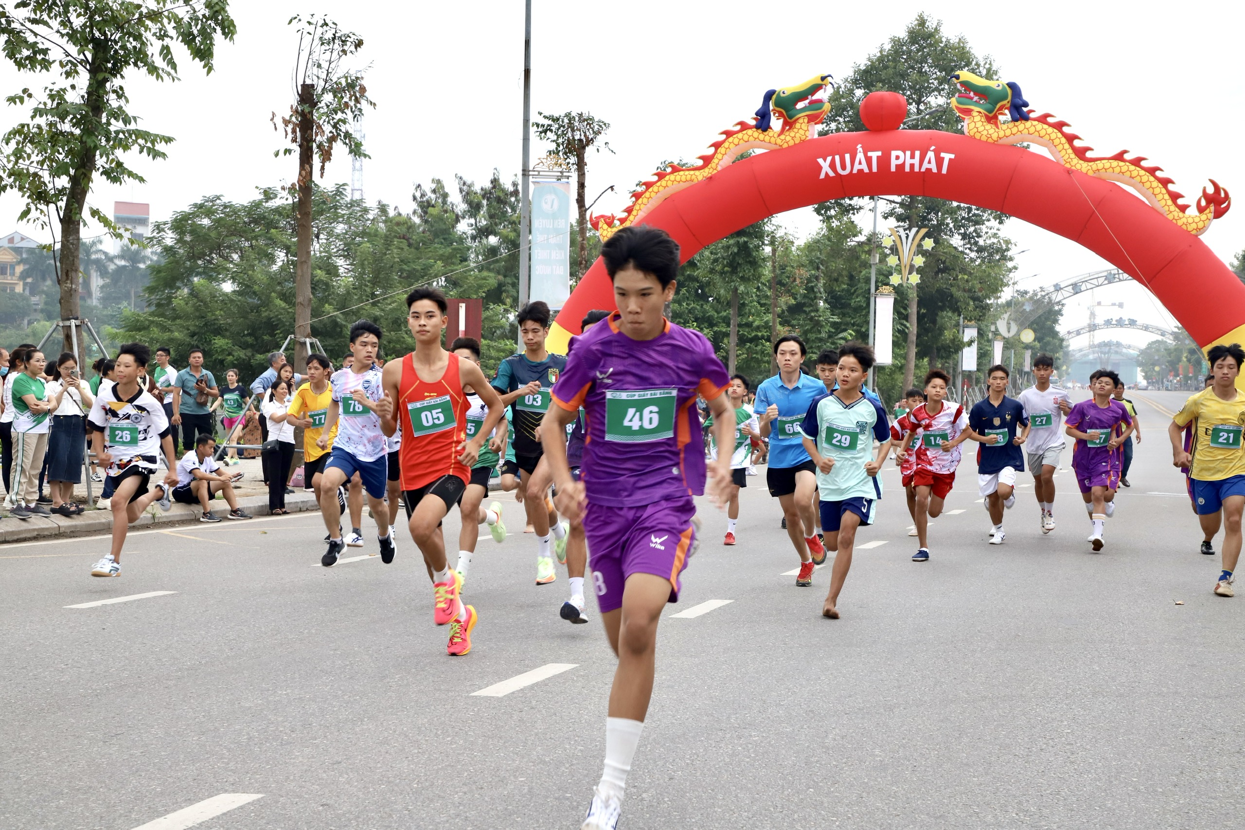 Exciting Bai Bang Paper Cup Cross Country Tournament 2023