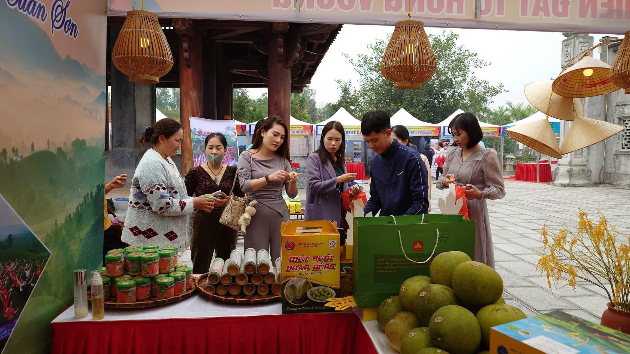 Phú Thọ tham gia Triển lãm xúc tiến quảng bá du lịch khu vực Đồng bằng sông Hồng và phụ cận năm 2023