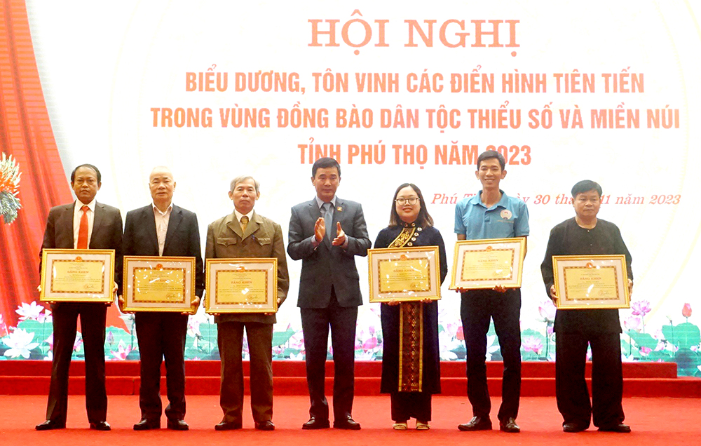 Tôn vinh 77 điển hình tiên tiến trong vùng đồng bào dân tộc thiểu số và miền núi năm 2023