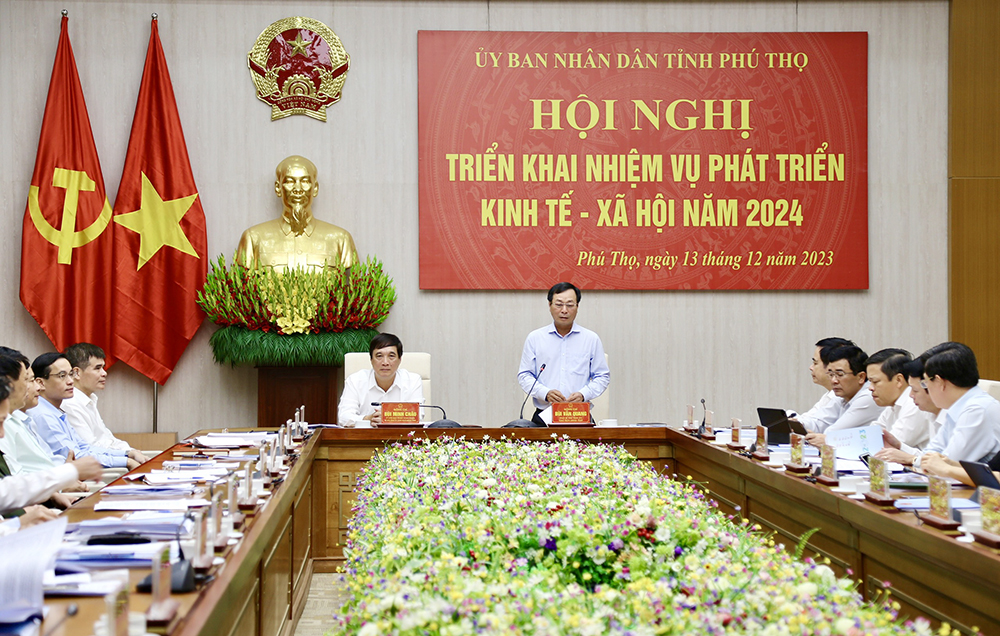 Hội nghị triển khai nhiệm vụ phát triển kinh tế - xã hội năm 2024