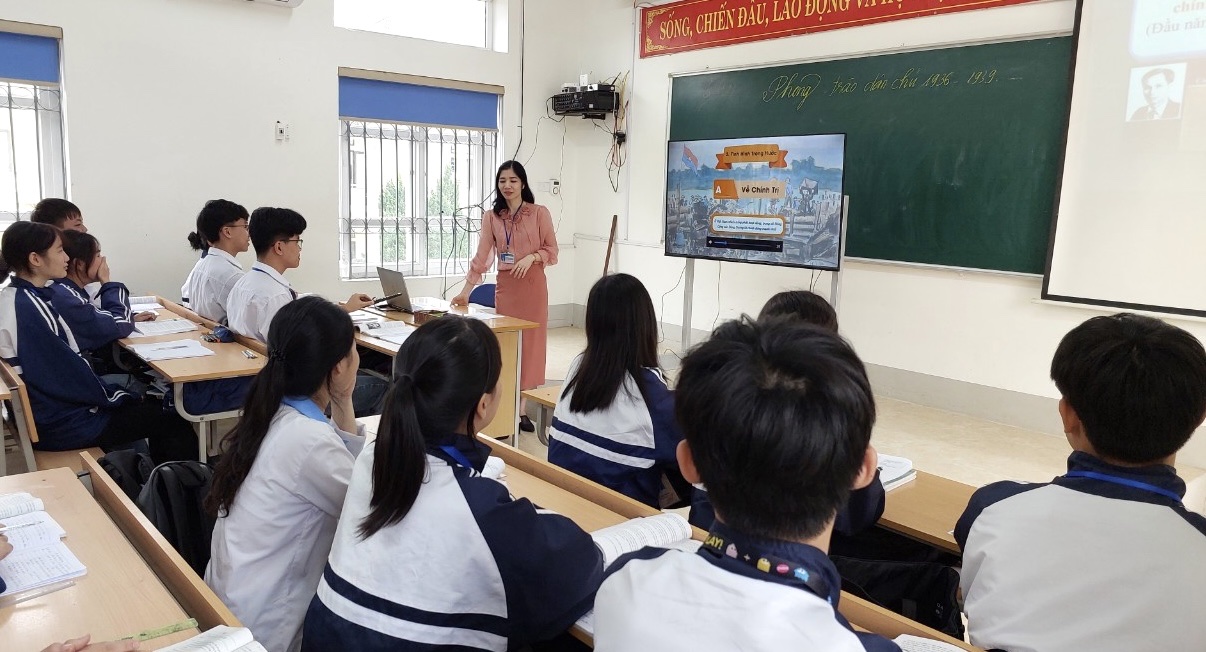 “Ngoại ngữ không còn là môn thi bắt buộc” không làm giảm vai trò của môn học