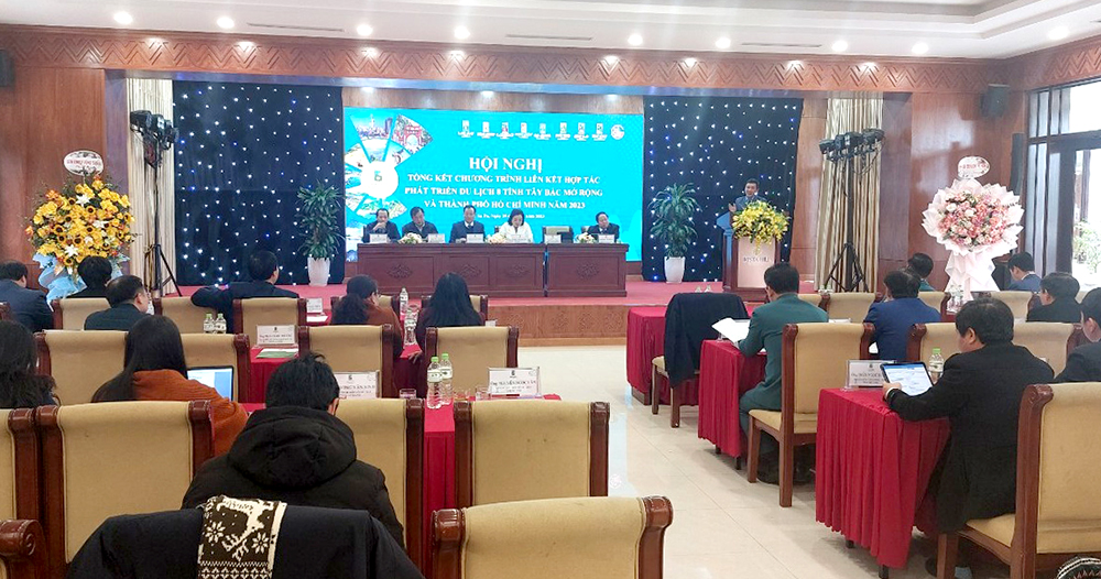 The sumary conference of The eight expanding Northwest provinces and Ho Chi Minh City cooperation program