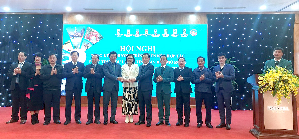 The sumary conference of The eight expanding Northwest provinces and Ho Chi Minh City cooperation program