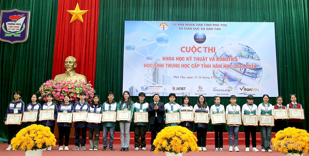 Lan tỏa mạnh mẽ phong trào nghiên cứu khoa học