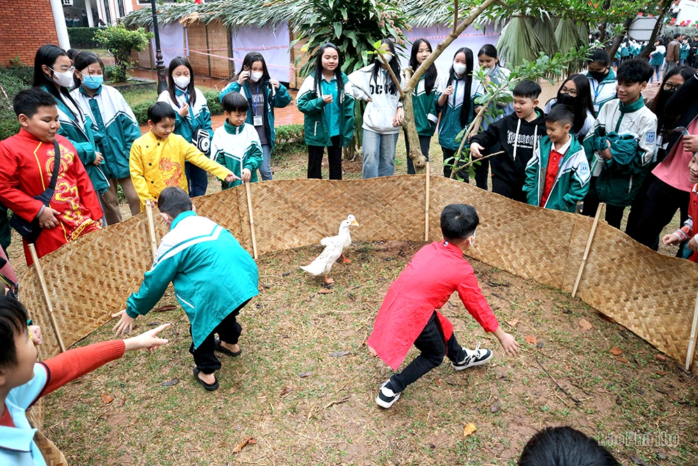 “Trải nghiệm cùng em - Vui Tết đong đầy”