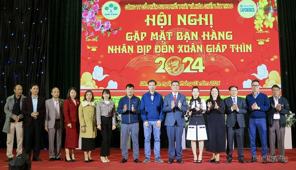 Công ty cổ phần Supe phốt phát và hóa chất Lâm Thao gặp mặt bạn hàng năm 2024