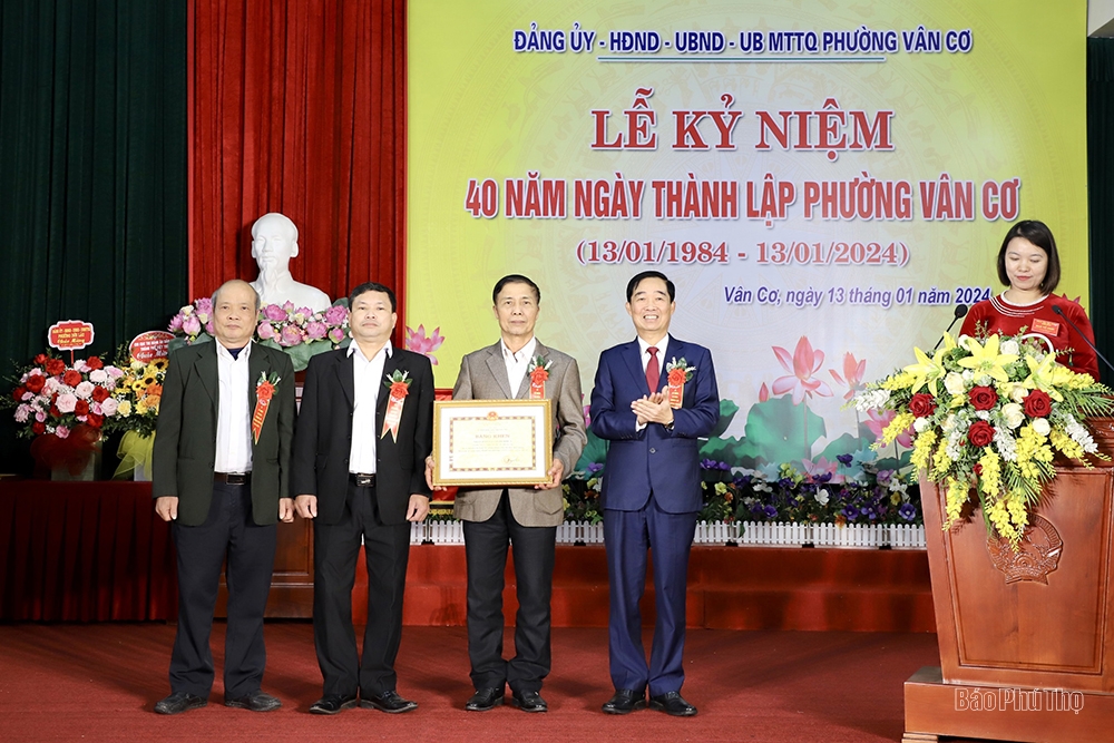 Kỷ niệm 40 năm thành lập phường Vân Cơ