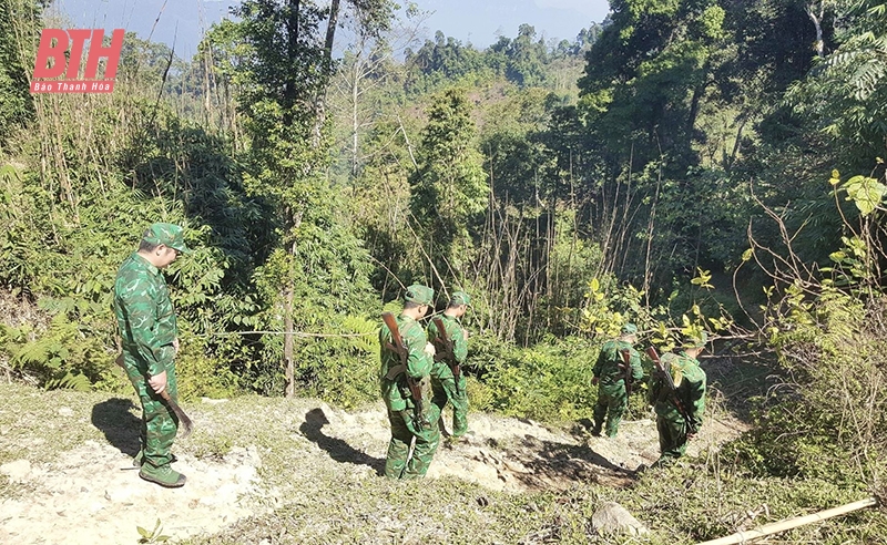 Chiến sĩ biên phòng dệt mùa Xuân nơi biên cương