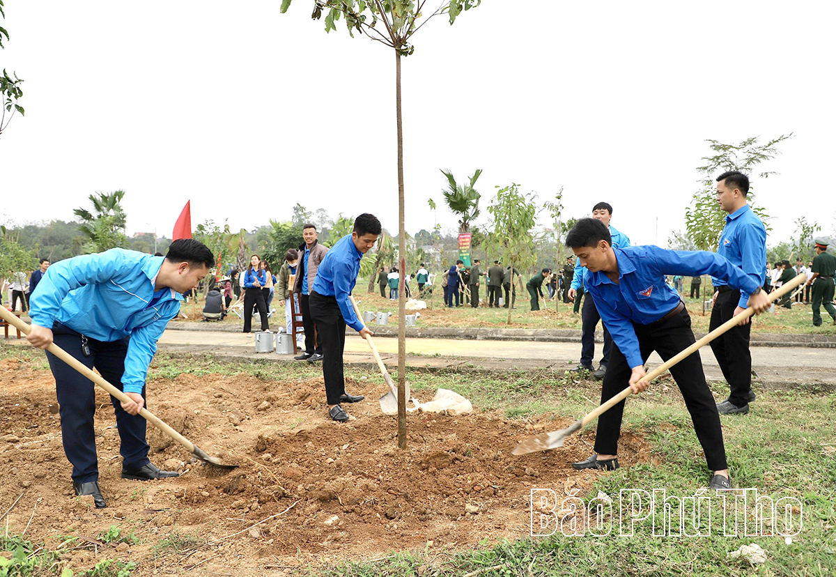 Phú Thọ phát động “Tết trồng cây đời đời nhớ ơn Bác Hồ” Xuân Giáp Thìn