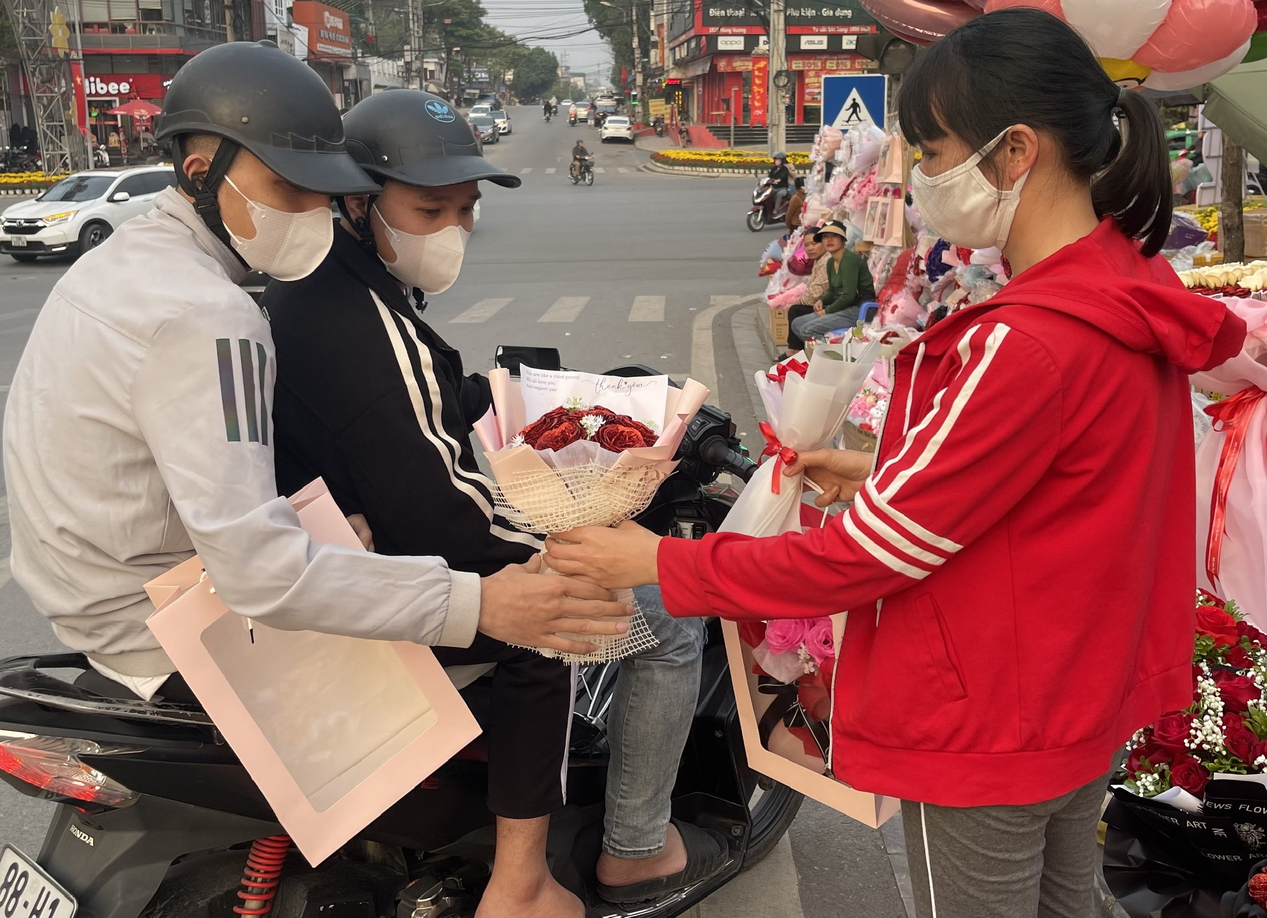 Đa dạng thị trường quà tặng ngày Valentine