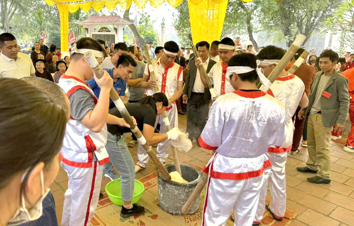 Mo Chu Ha villagers celebrates their traditional festival