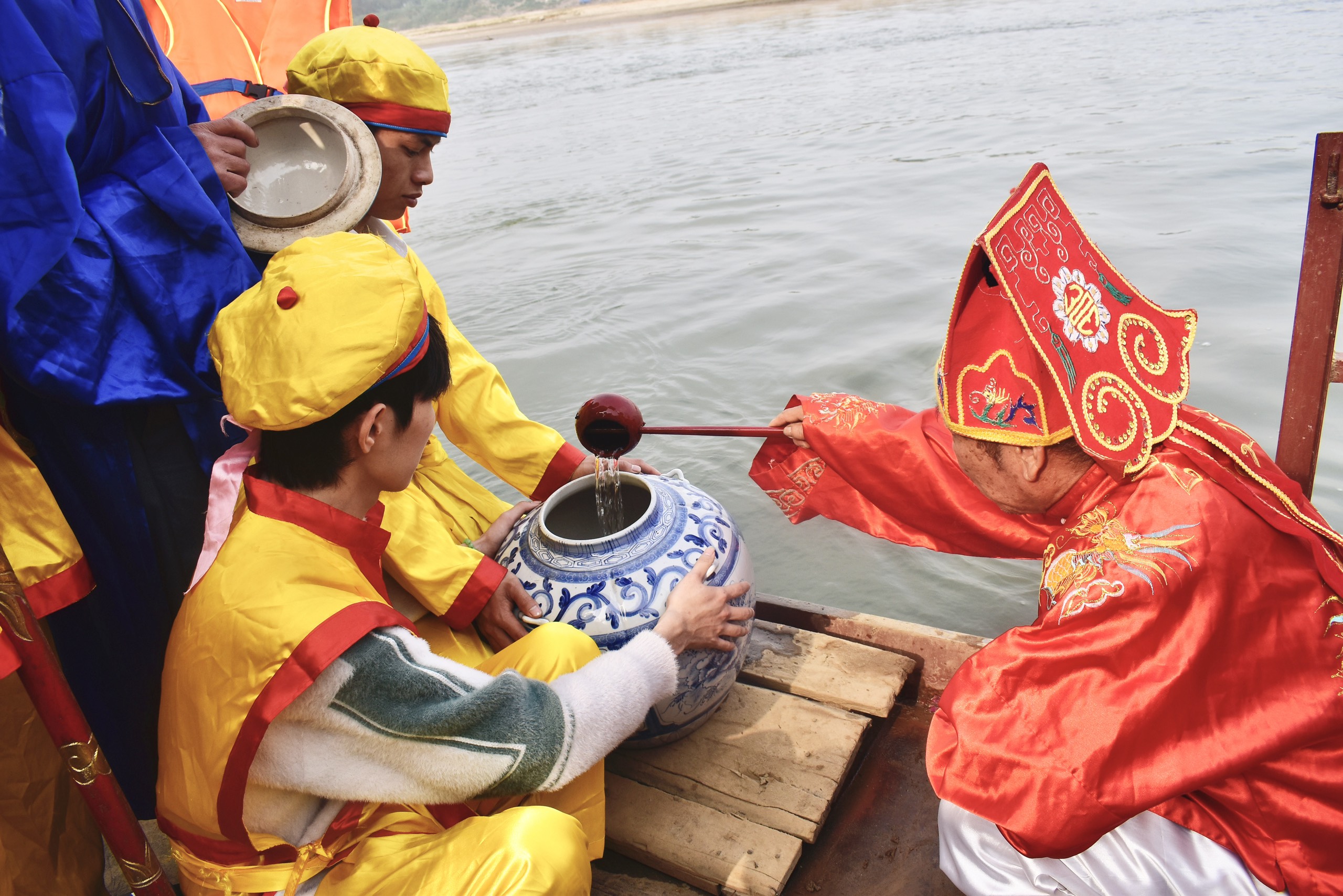 Water procession at Nghe Temple, Dong Communal House