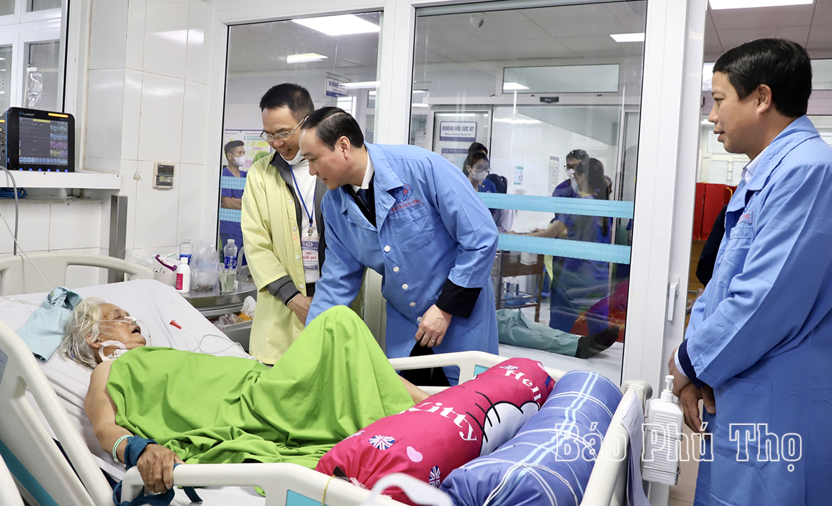 Standing Deputy Secretary of the Provincial Party Committee visits the Provincial General Hospital