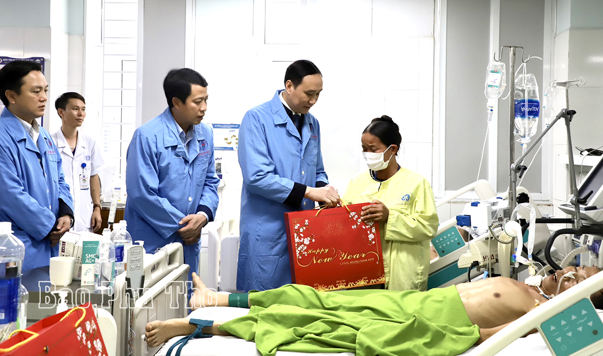 Standing Deputy Secretary of the Provincial Party Committee visits the Provincial General Hospital