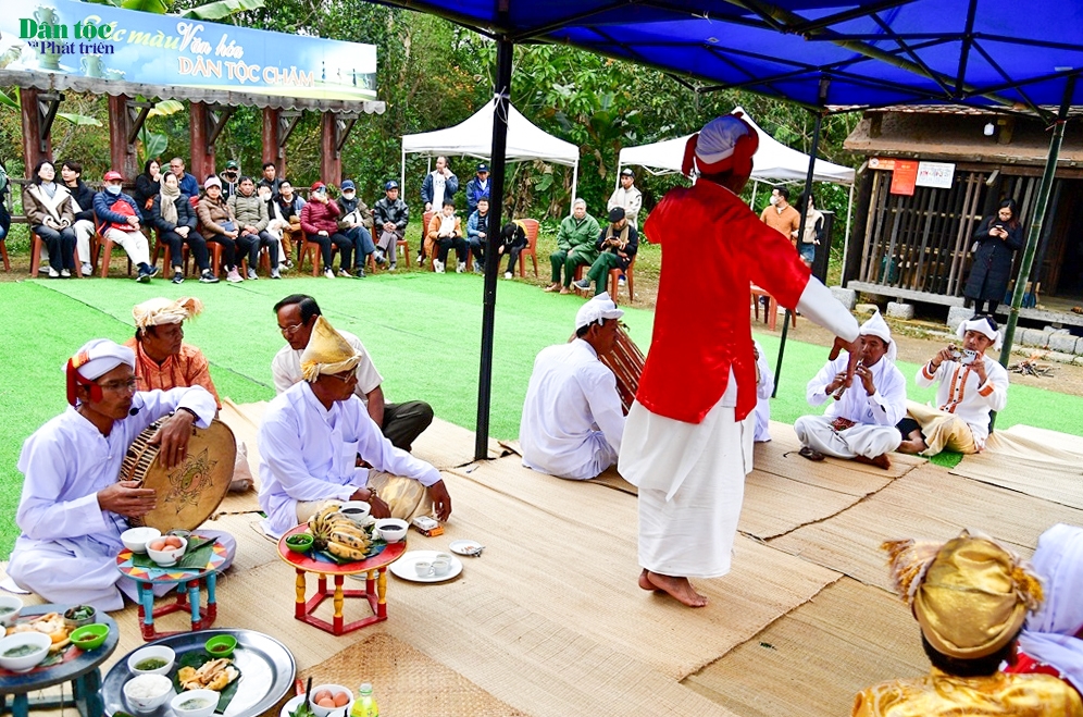 Lễ Rija Nưgar - Nét đẹp văn hóa của đồng bào Chăm