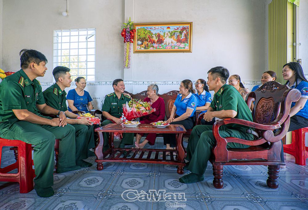 Vững vàng nơi mũi tàu Tổ quốc