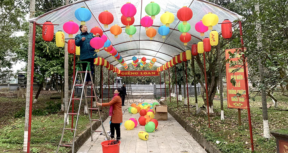 Actively preparing for the Great Mother Au Co Temple Festival