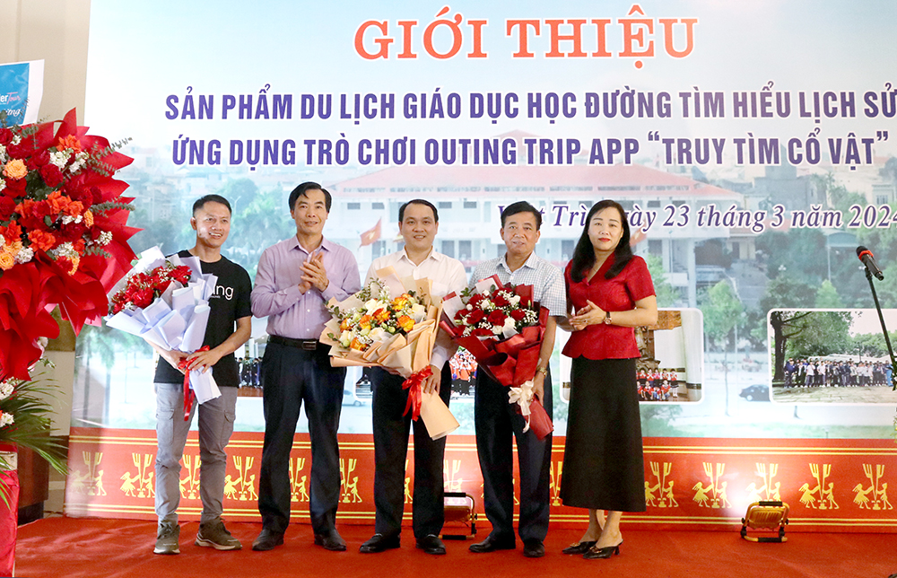 Giới thiệu sản phẩm du lịch giáo dục học đường