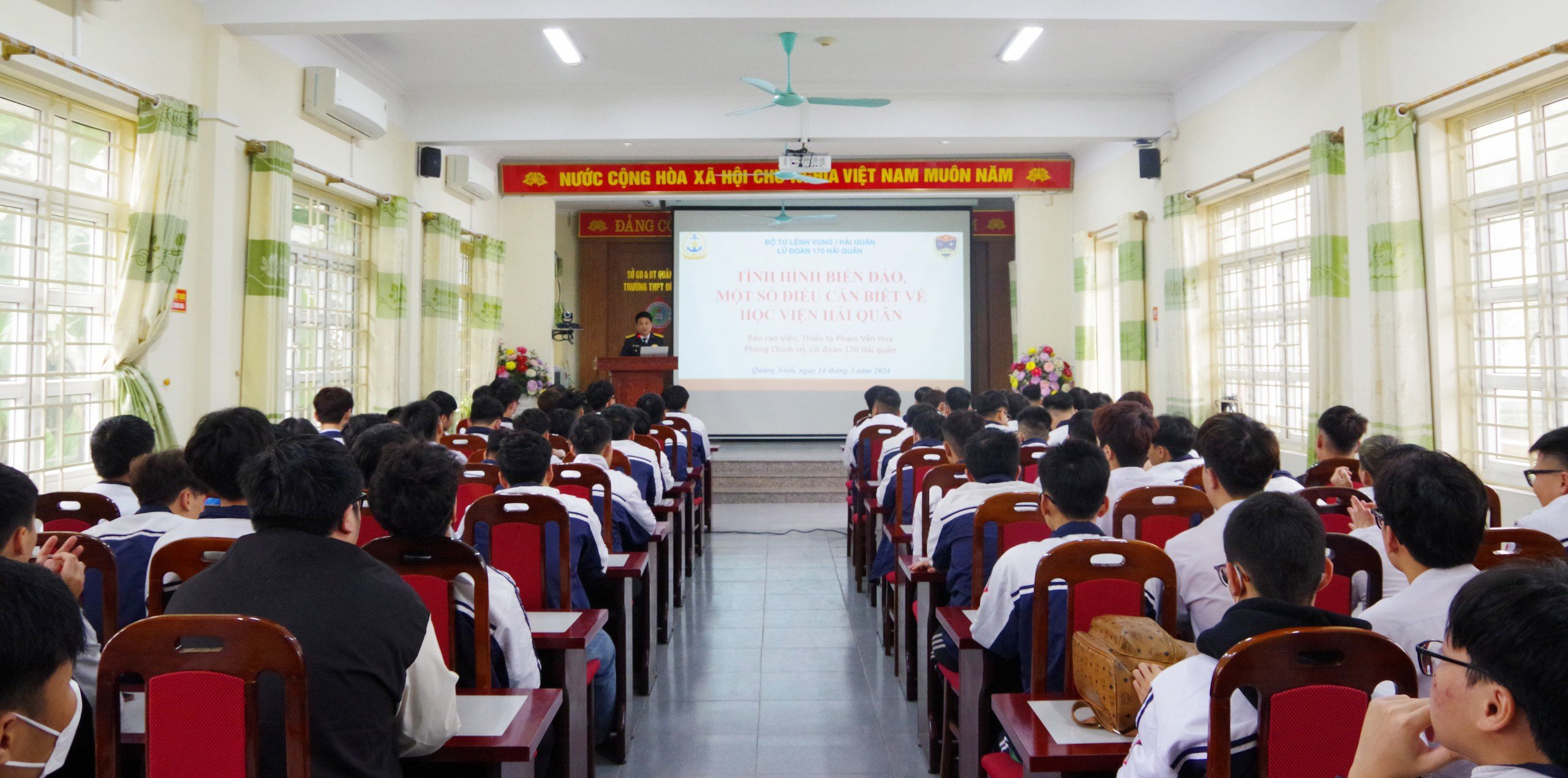 Lữ đoàn 170: Tuyên truyền thu hút nguồn nhân lực xây dựng Quân chủng Hải quân năm 2024