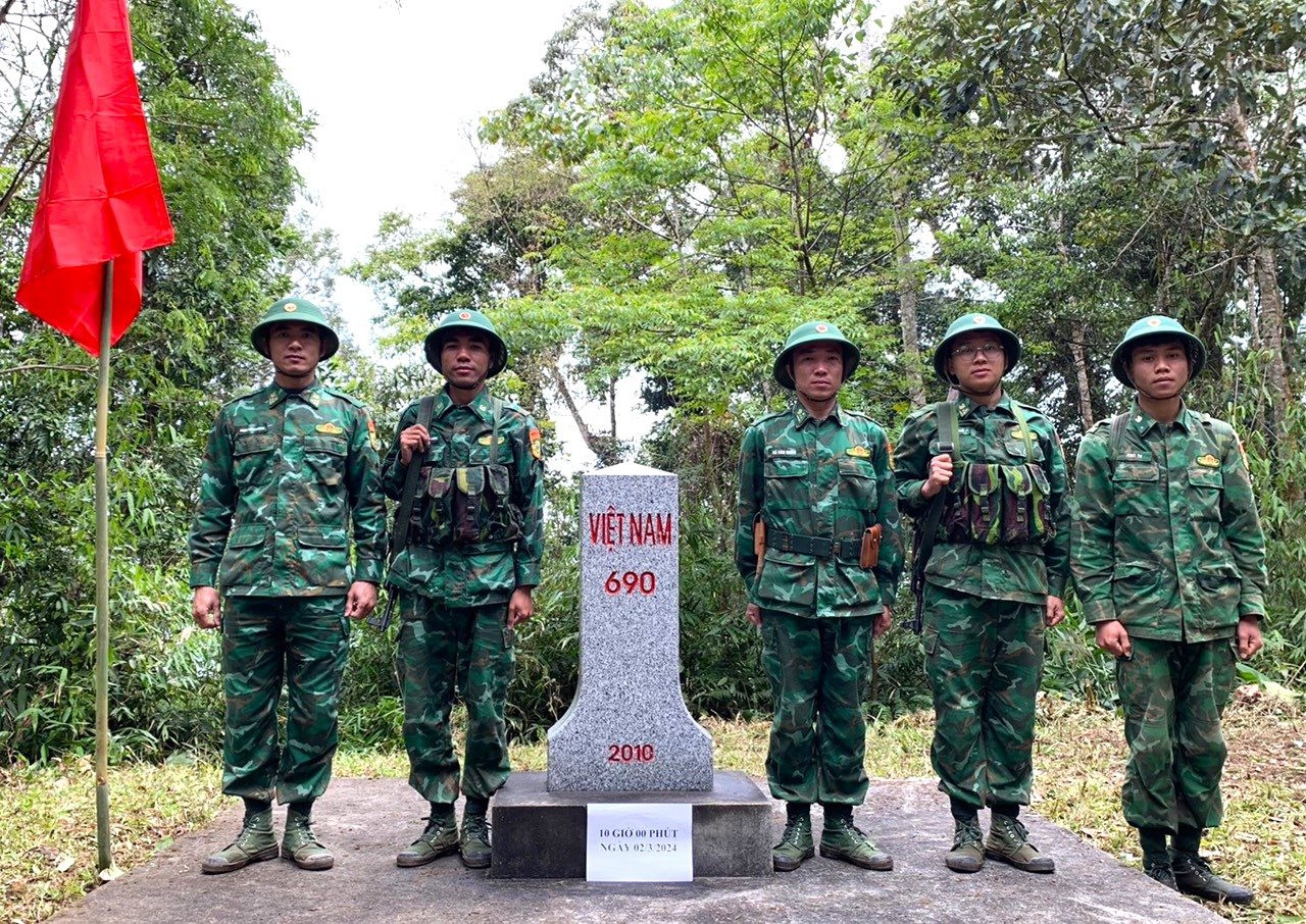 Kể chuyện cùng cột mốc biên cương