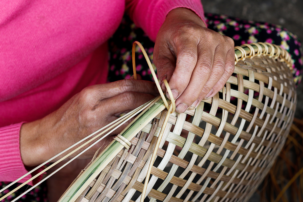 Maintaining the tranditional wicker craft