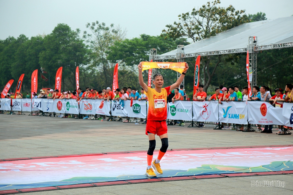 Bế mạc Giải Marathon Đền Hùng Spirituality “về nguồn” năm 2024