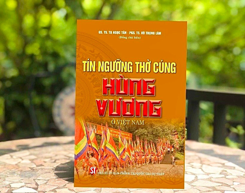 Những trang sách sáng tỏ ý nghĩa của Tín ngưỡng thờ cúng Hùng Vương