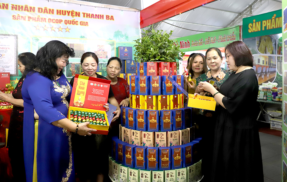 Opening of OCOP Phu Tho Trade and Product Fair in 2024