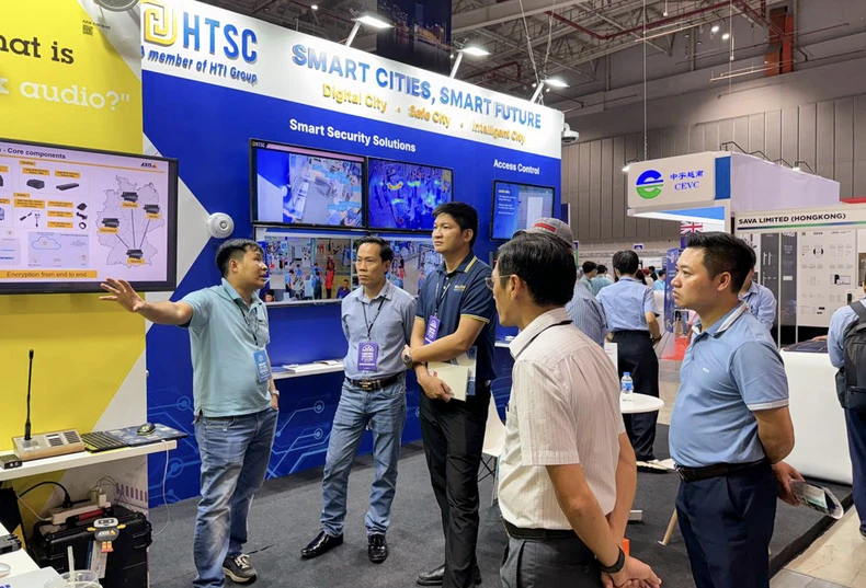 HTSC giới thiệu loạt sản phẩm công nghệ tại Smart City Asia 2024