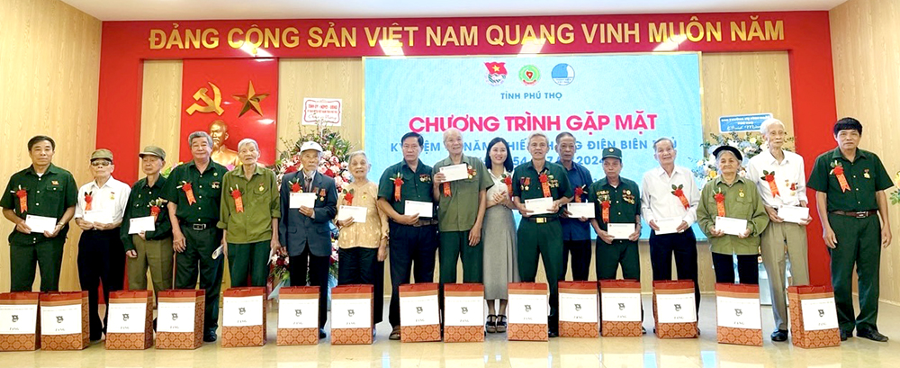 Hội Cựu TNXP tỉnh: Gặp mặt kỷ niệm 70 năm chiến thắng lịch sử Điện Biên Phủ