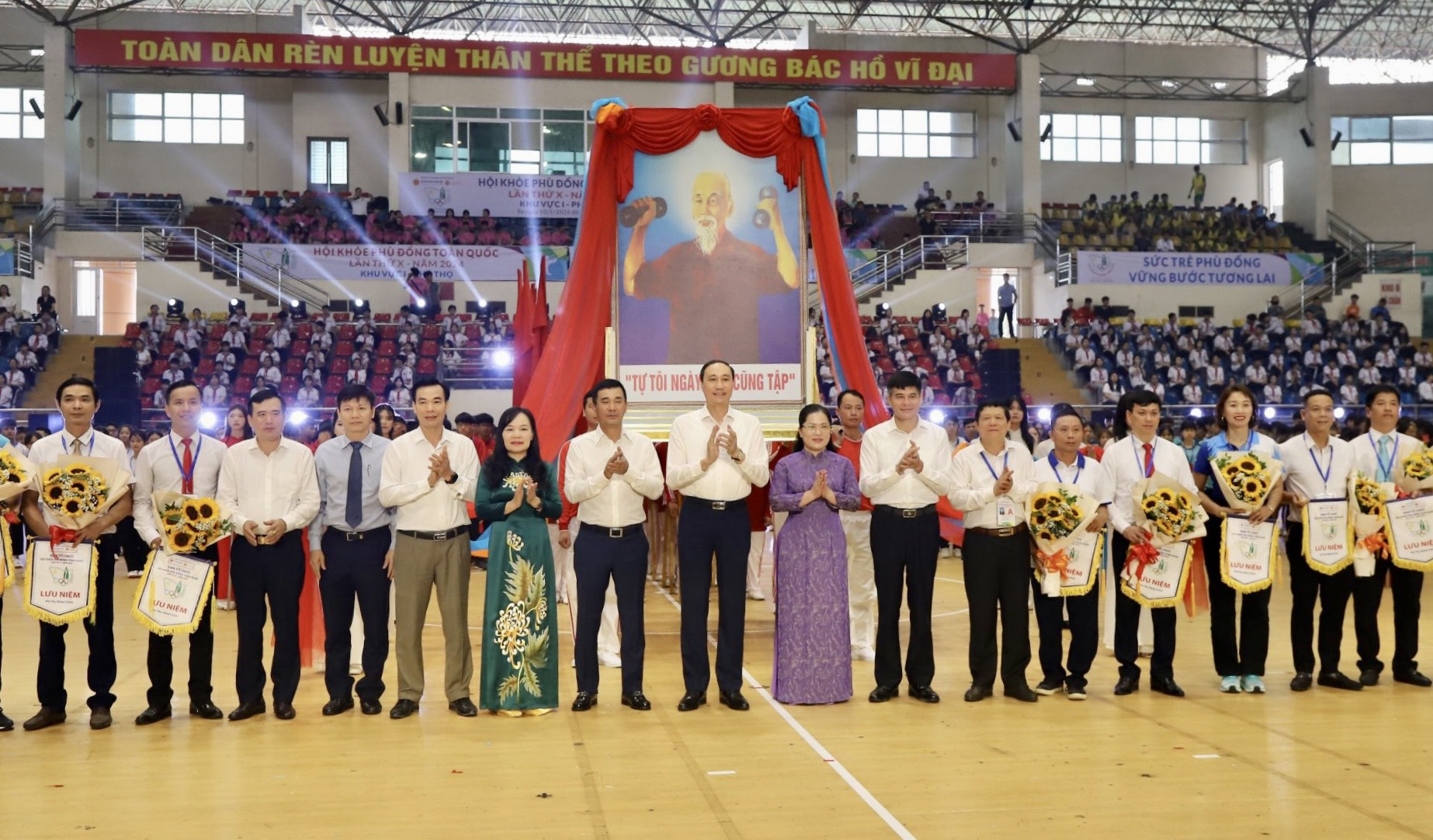 Opening ceremony of the 10th National Phu Dong Health Festival, 2024 - Region I