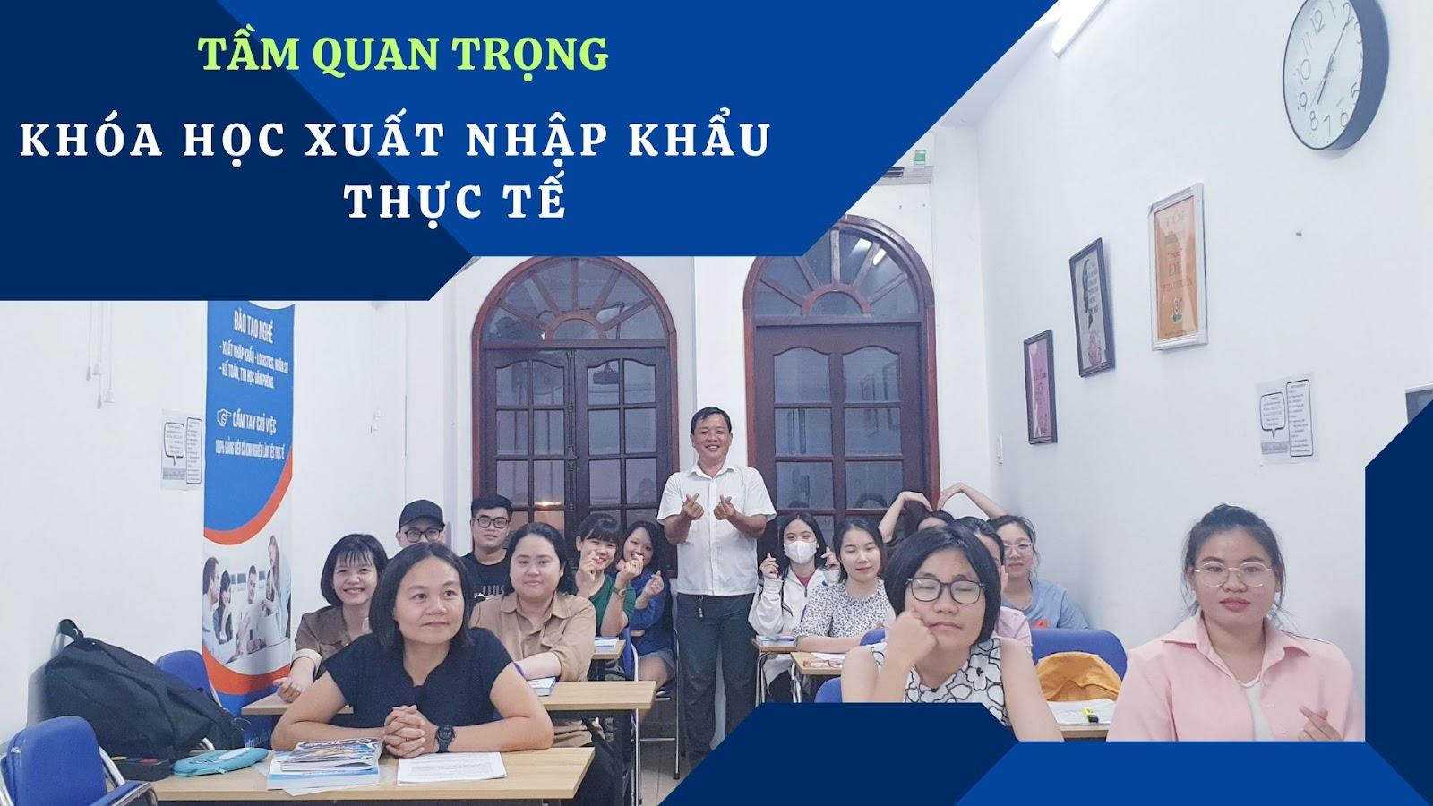 Học xuất nhập khẩu có dễ xin việc không?